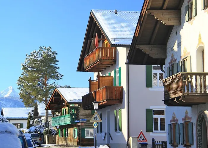 Hoellental Heritage House - Bergblick - 4 *